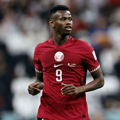 伊斯梅尔,探寻东方神秘力量的传奇之旅 第2张 伊斯梅尔,探寻东方神秘力量的传奇之旅 第2张